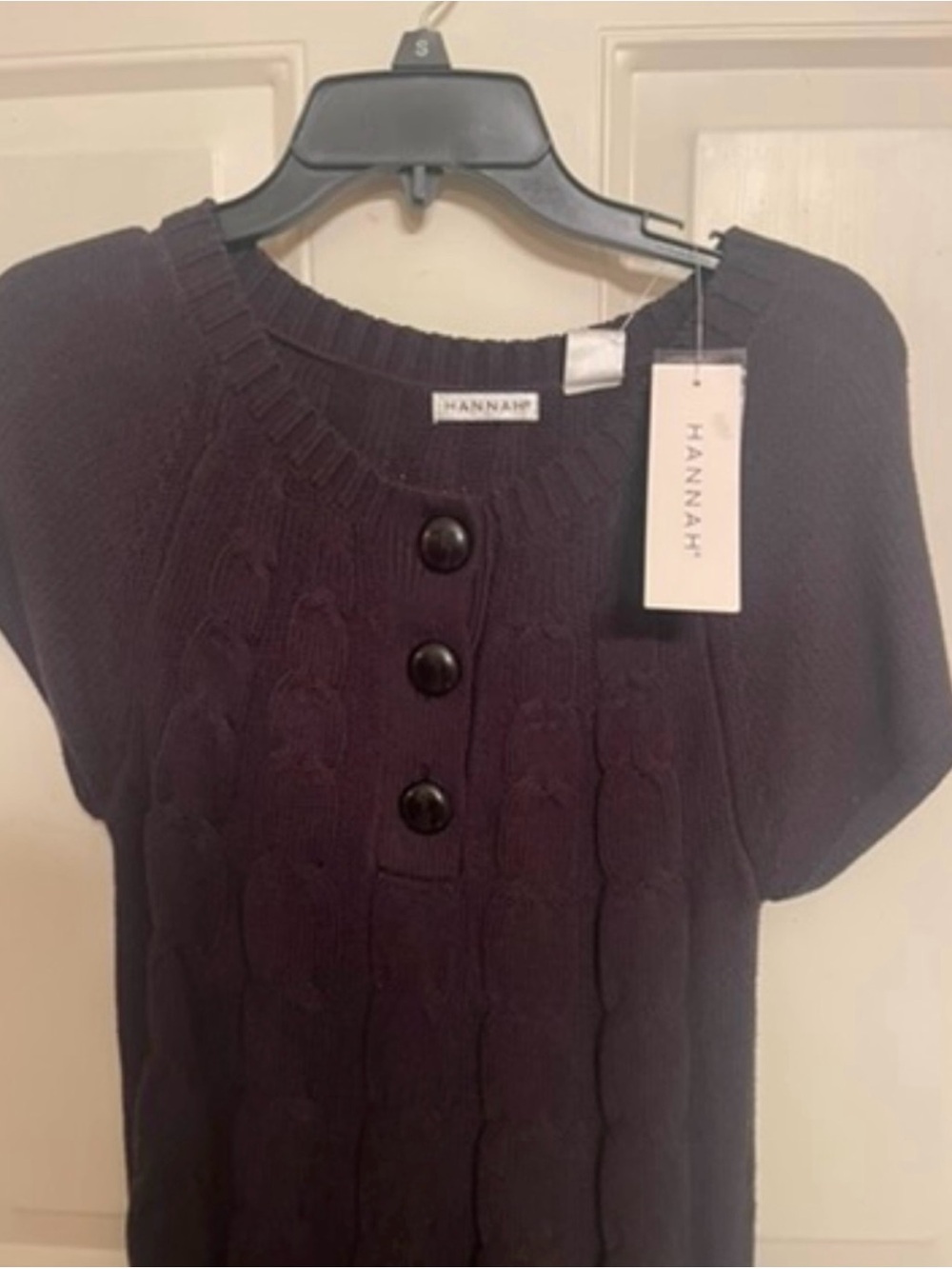 Hannah Short-Sleeve Cable Knit Sweater Top in Dark Purple